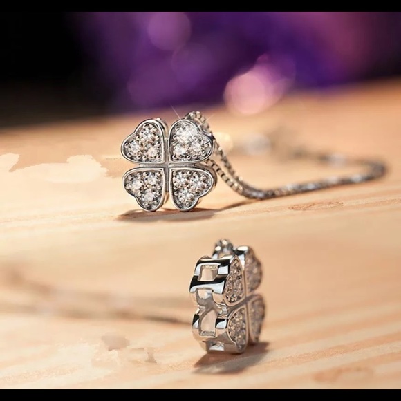 NEW πΈπ Sterling .925 silver clover necklace - Picture 5 of 7